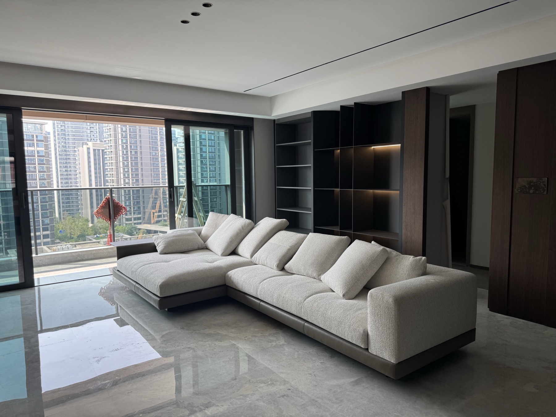 Domestic Buyer Project 053
