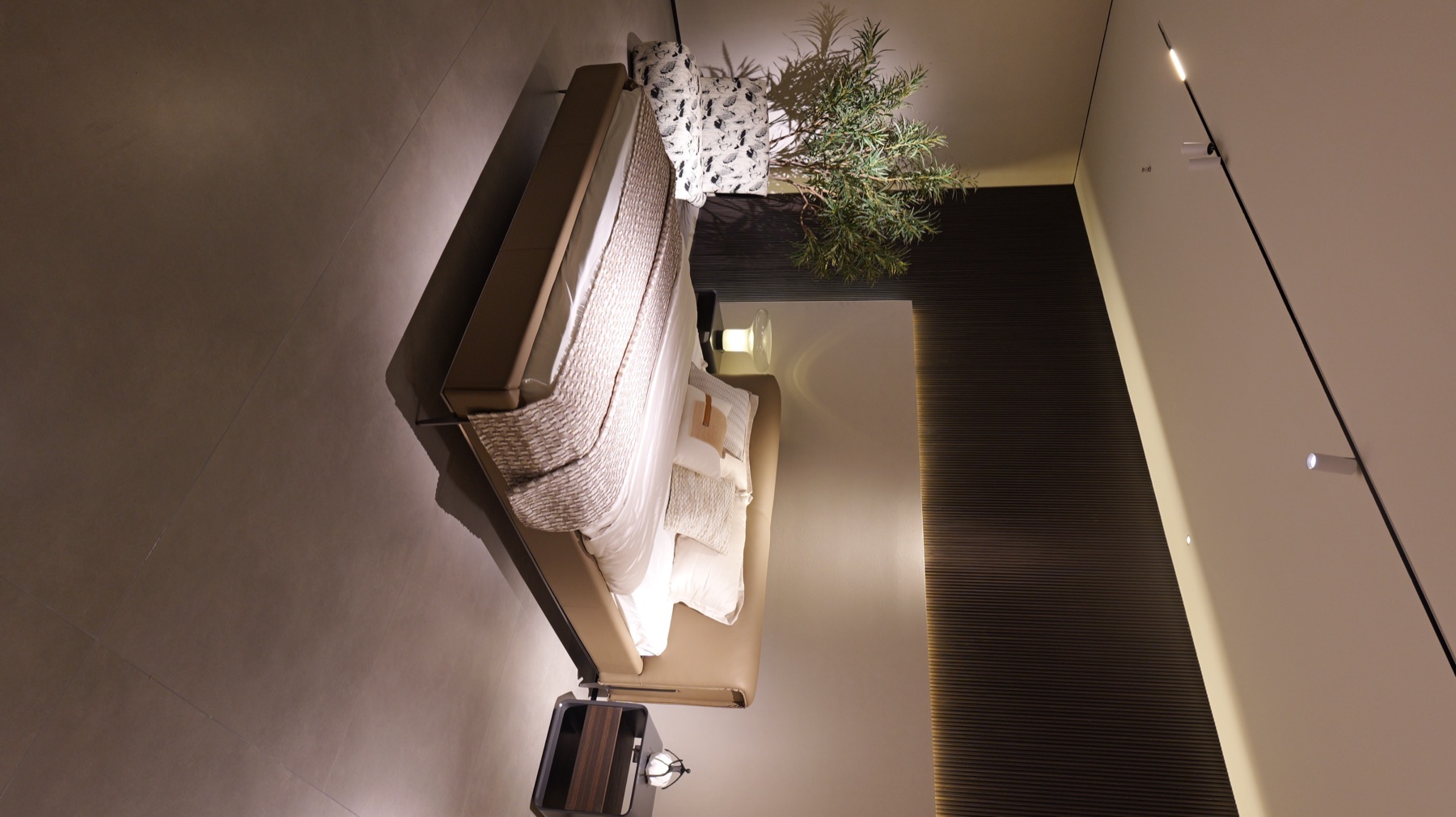 Black Bull Bed 11