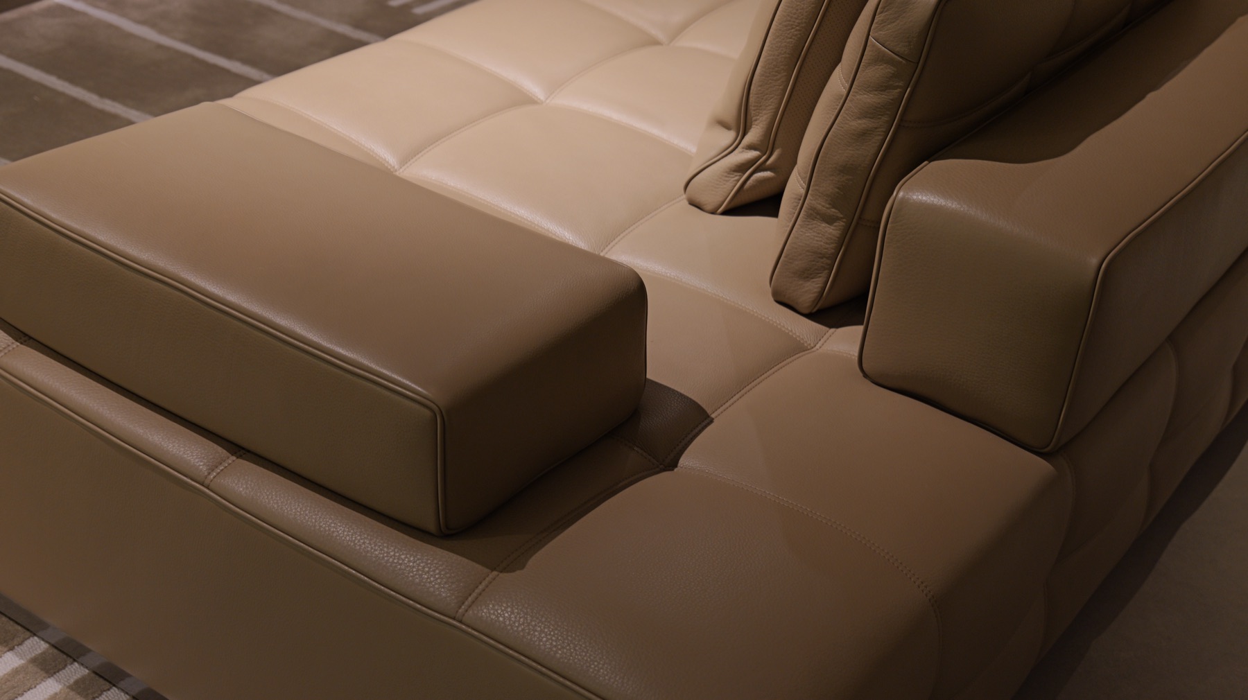 Lawrence Sofa 24