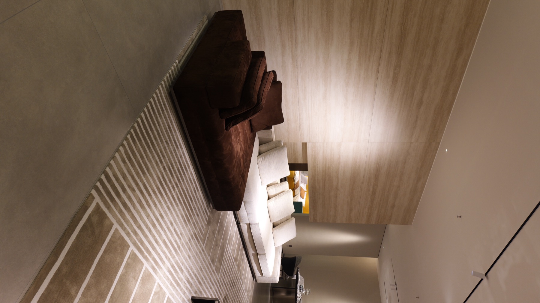 Lawrence Sofa 43