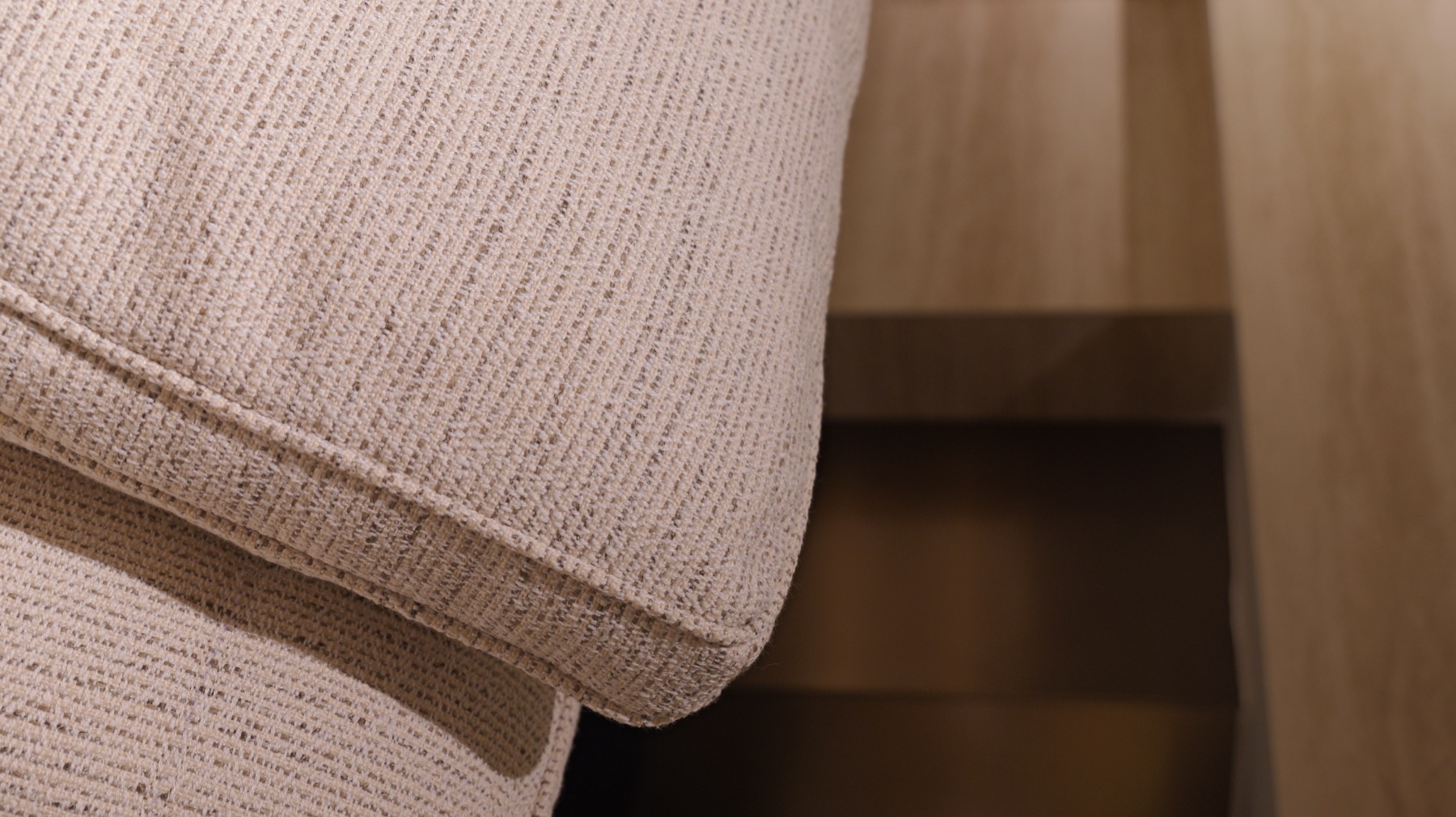 Lawrence Sofa 49