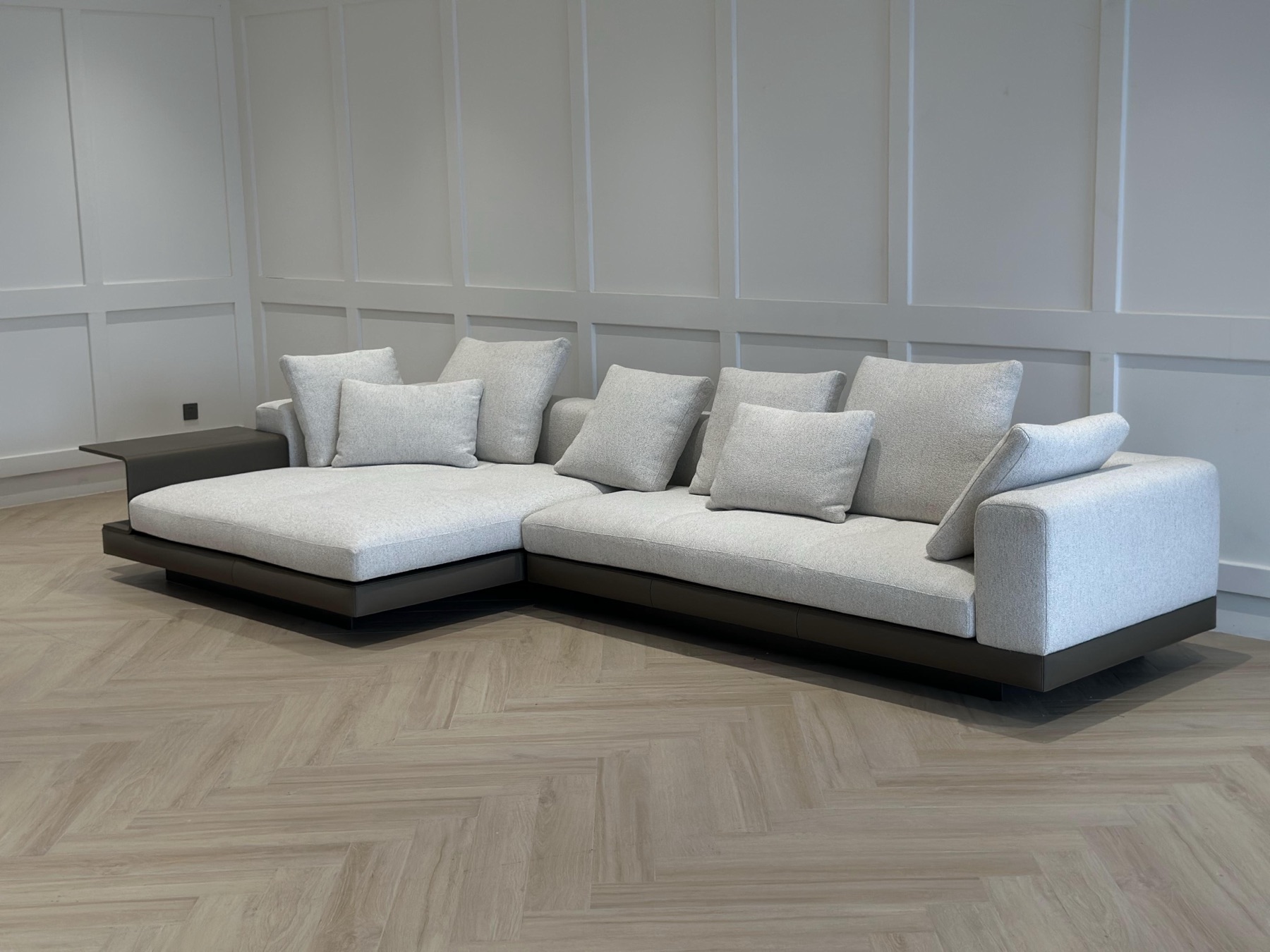 Connery Sofa