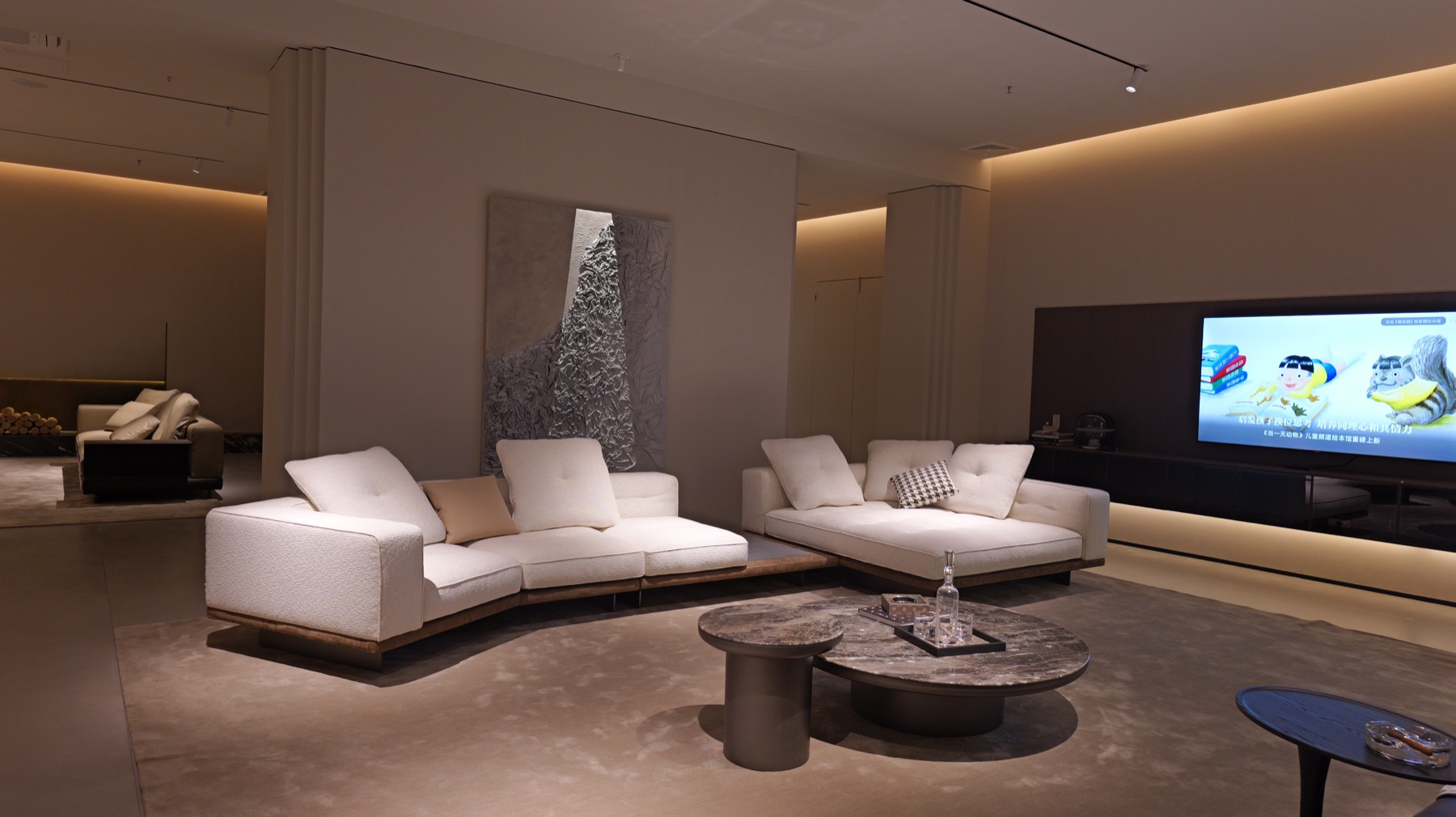 Dylan Sofa 16