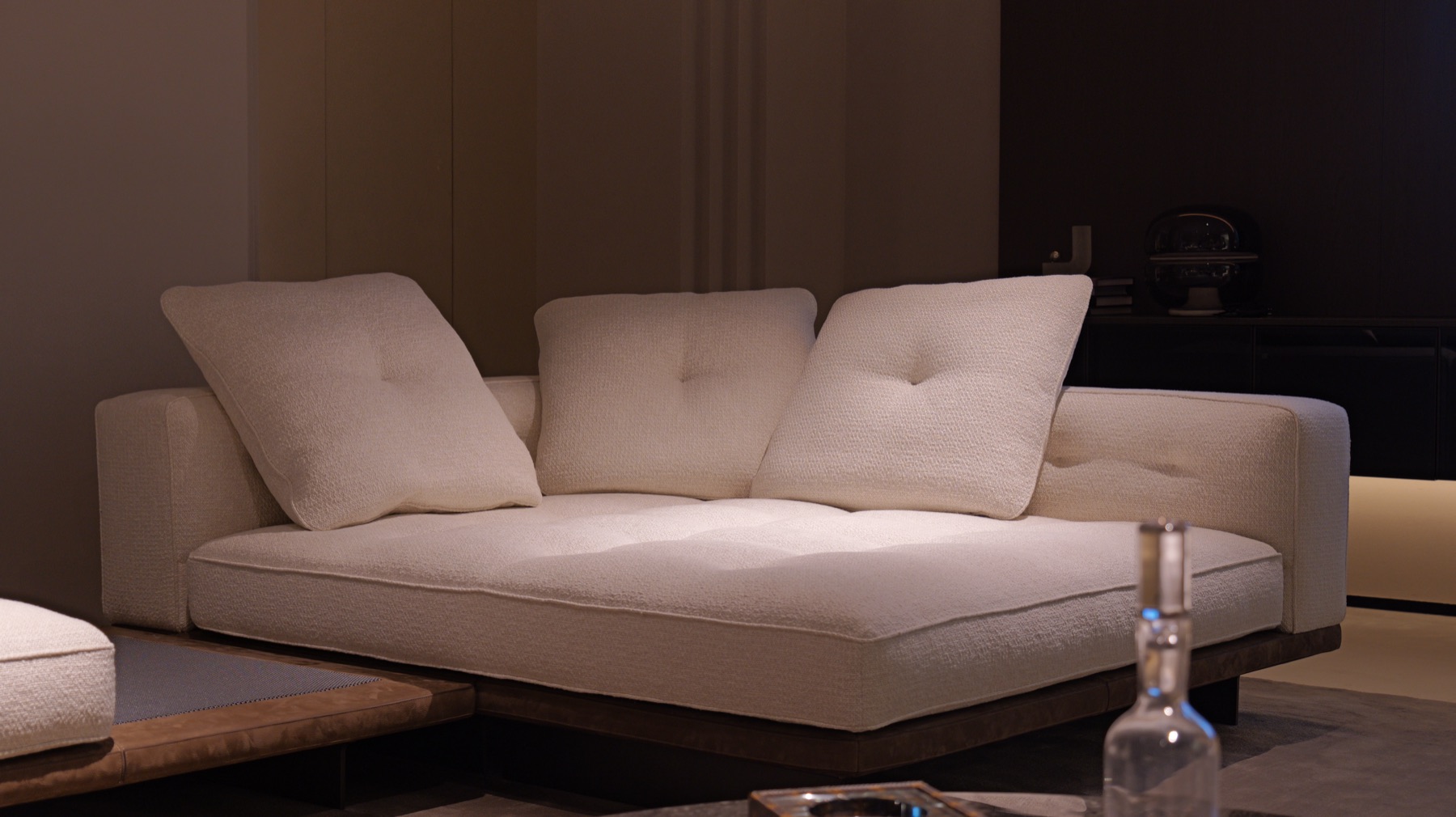 Dylan Sofa 19