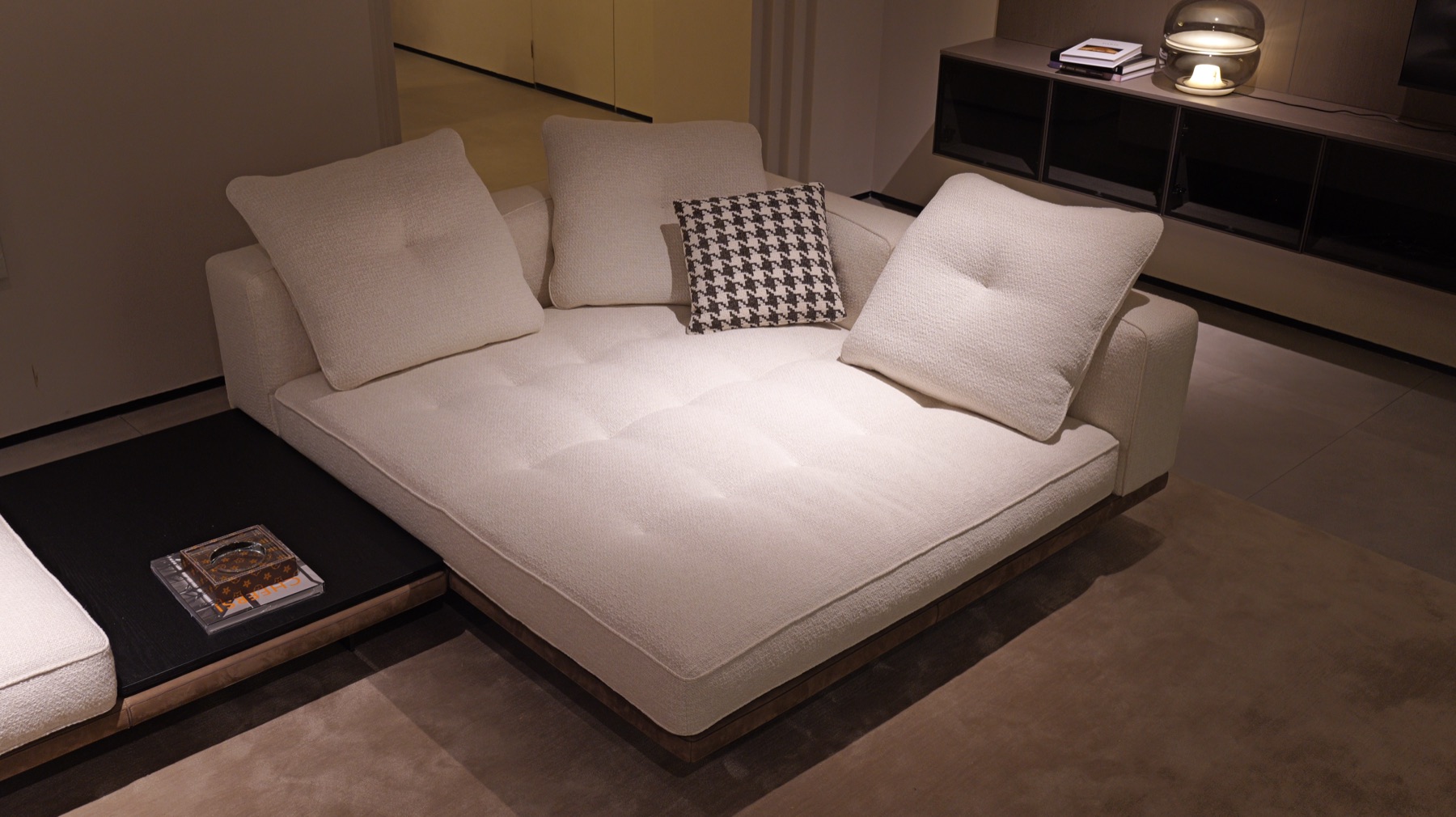 Dylan Sofa 34