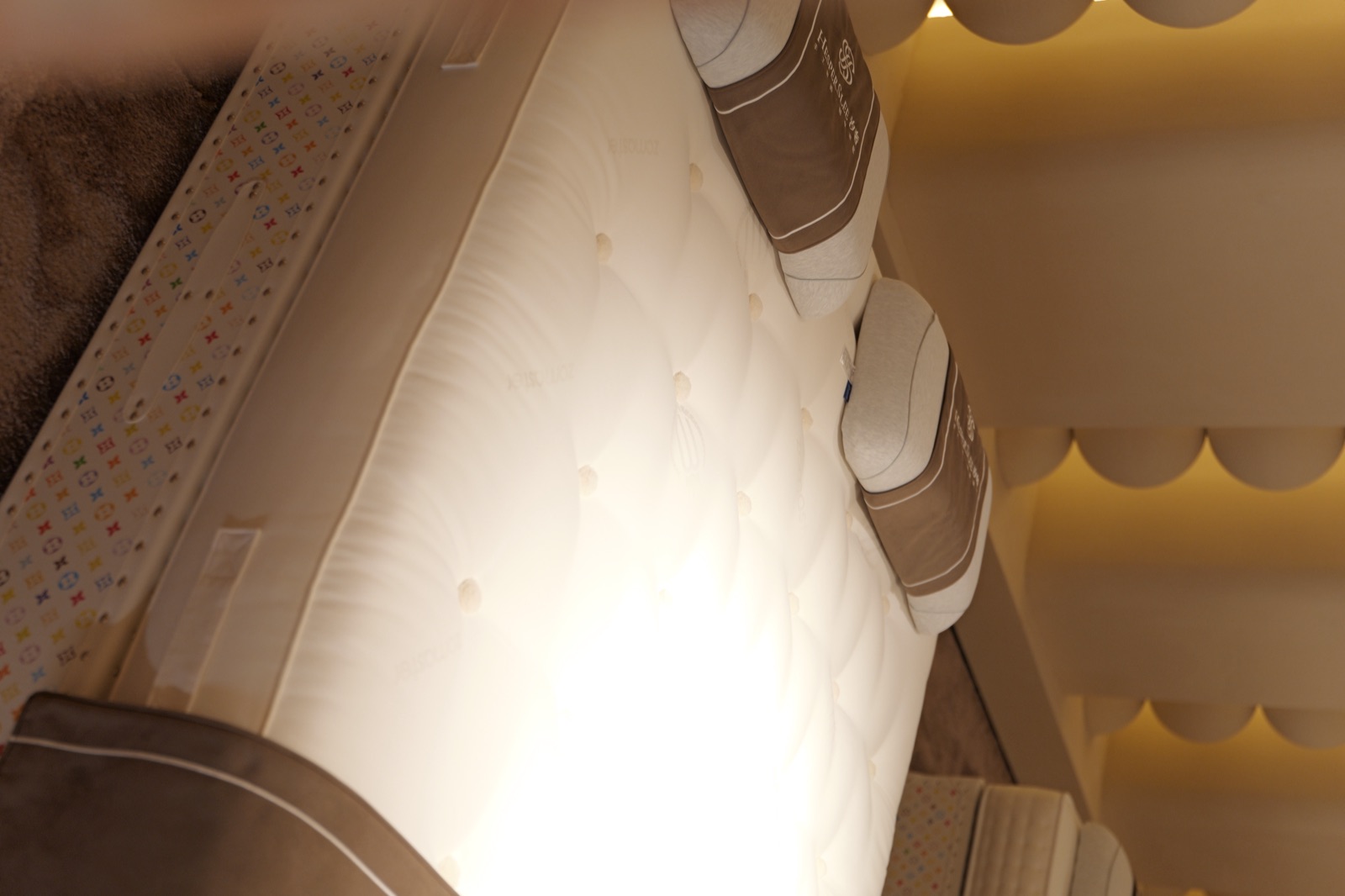 Daylight HS mattress material and finish detail