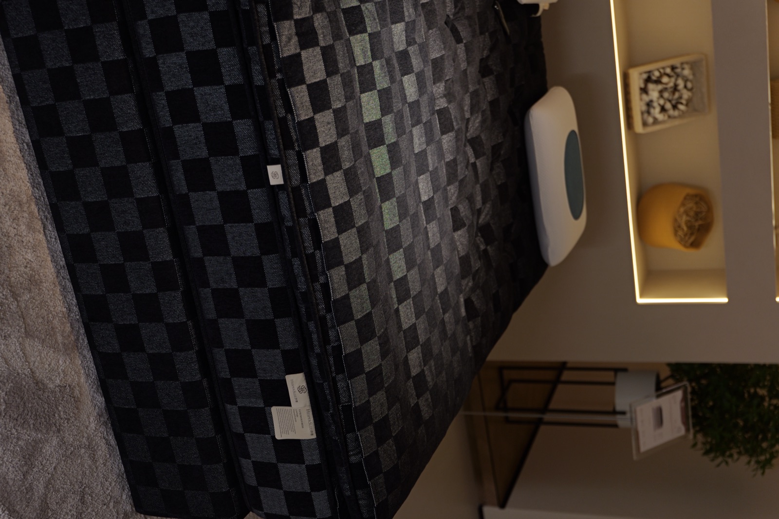 Black Charm HS mattress material and finish detail